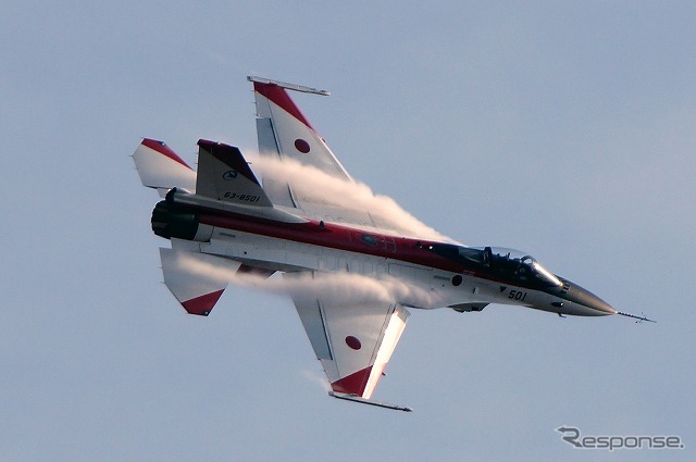 岐阜基地での機動飛行を目の当たりにすると、他の航空祭での機動飛行がおとなしく見えてしまう。