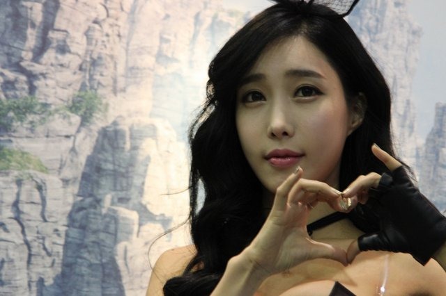 【G-STAR 2014】韓国美女だけじゃない。釜山からコンパニオンさんの写真をお届け！