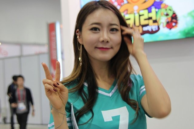 【G-STAR 2014】韓国美女だけじゃない。釜山からコンパニオンさんの写真をお届け！