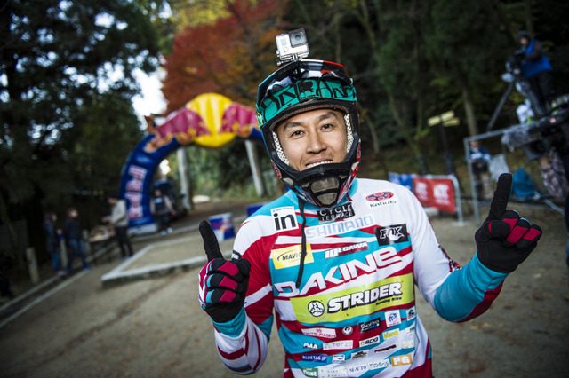 井手川直樹がレッドブル・ホーリーライドを制す