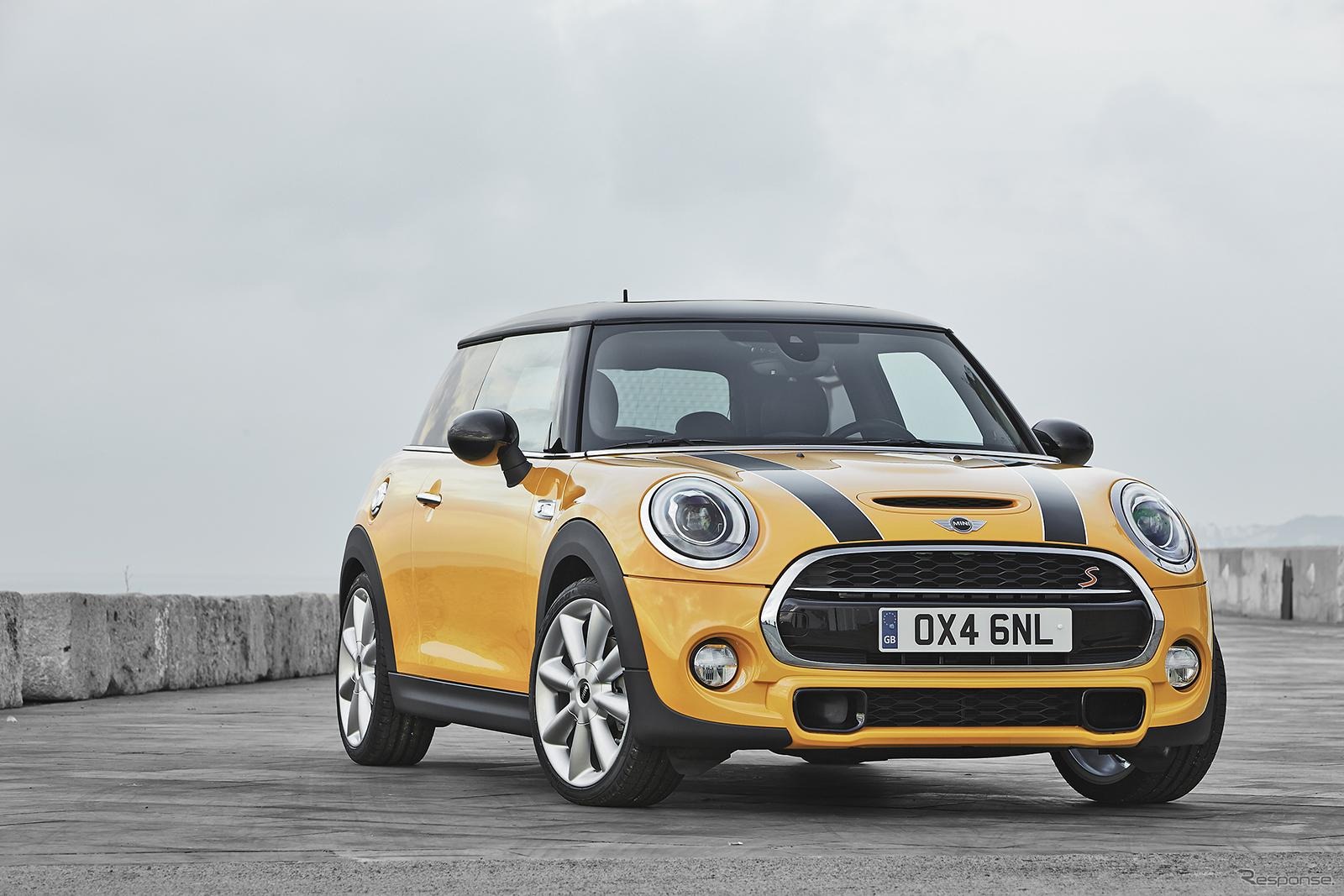 新型 MINI ハッチバック