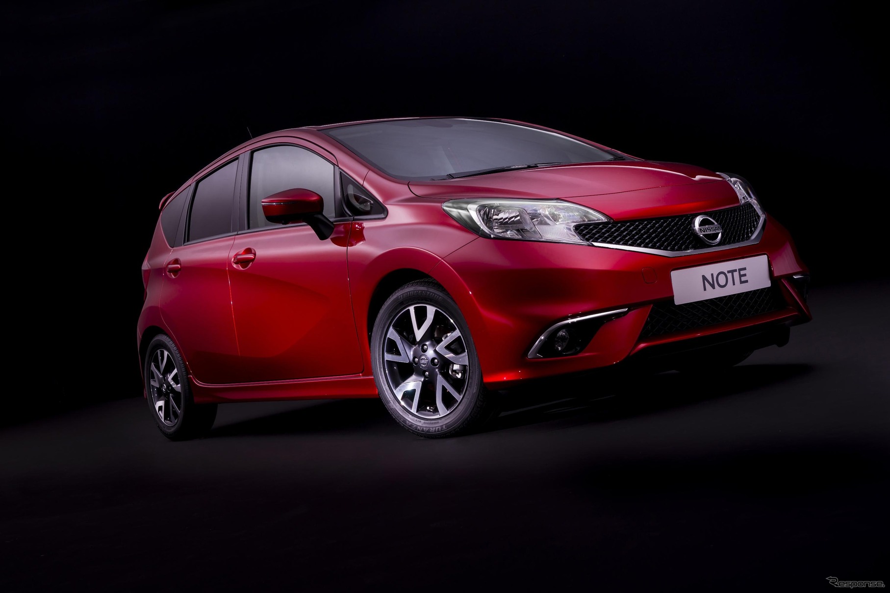 新型日産ノート（欧州仕様）