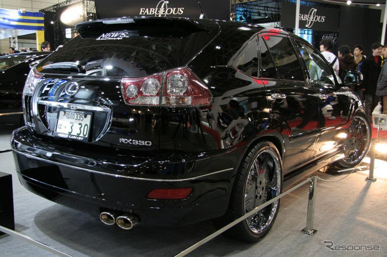 【東京オートサロン06】写真蔵…TOYOタイヤ