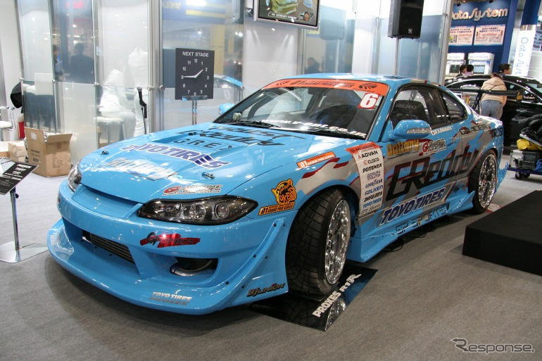 【東京オートサロン06】写真蔵…TOYOタイヤ