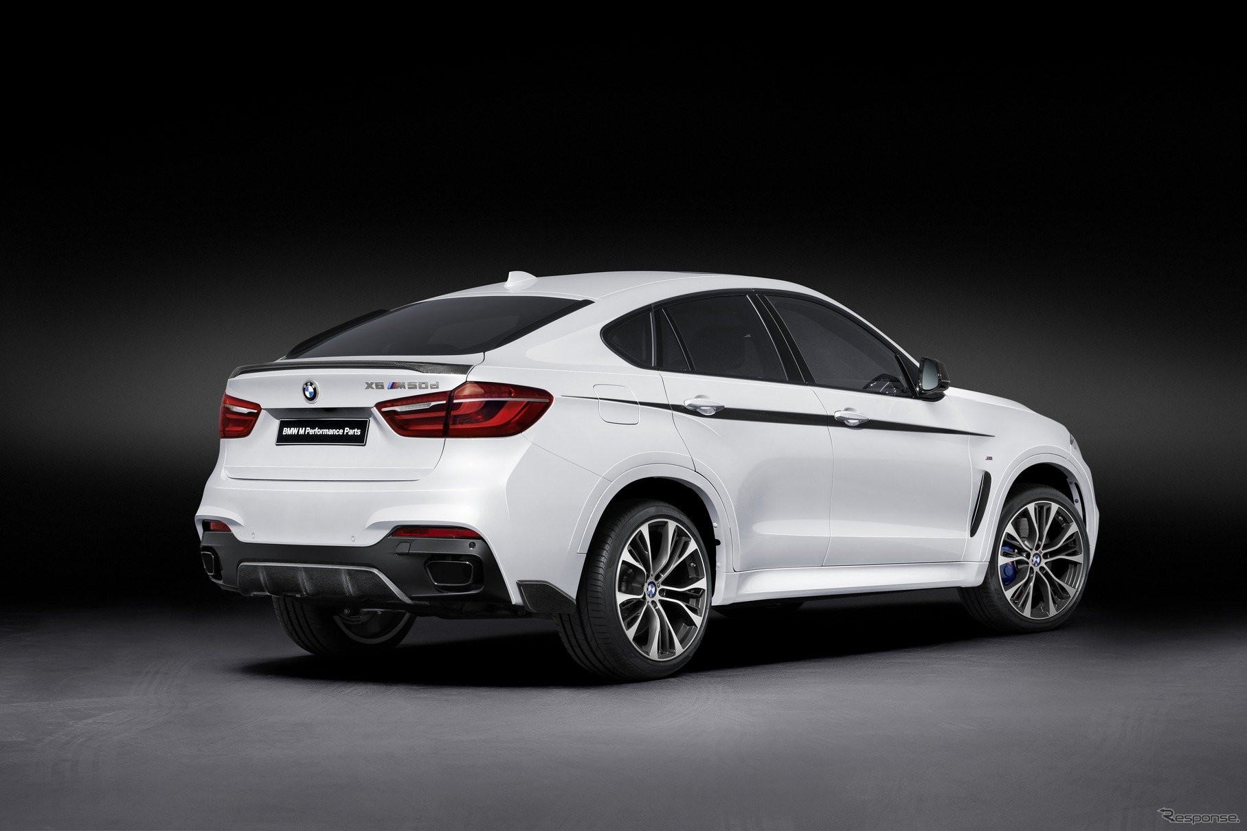 BMW X6 新型のMパフォーマンスパーツ