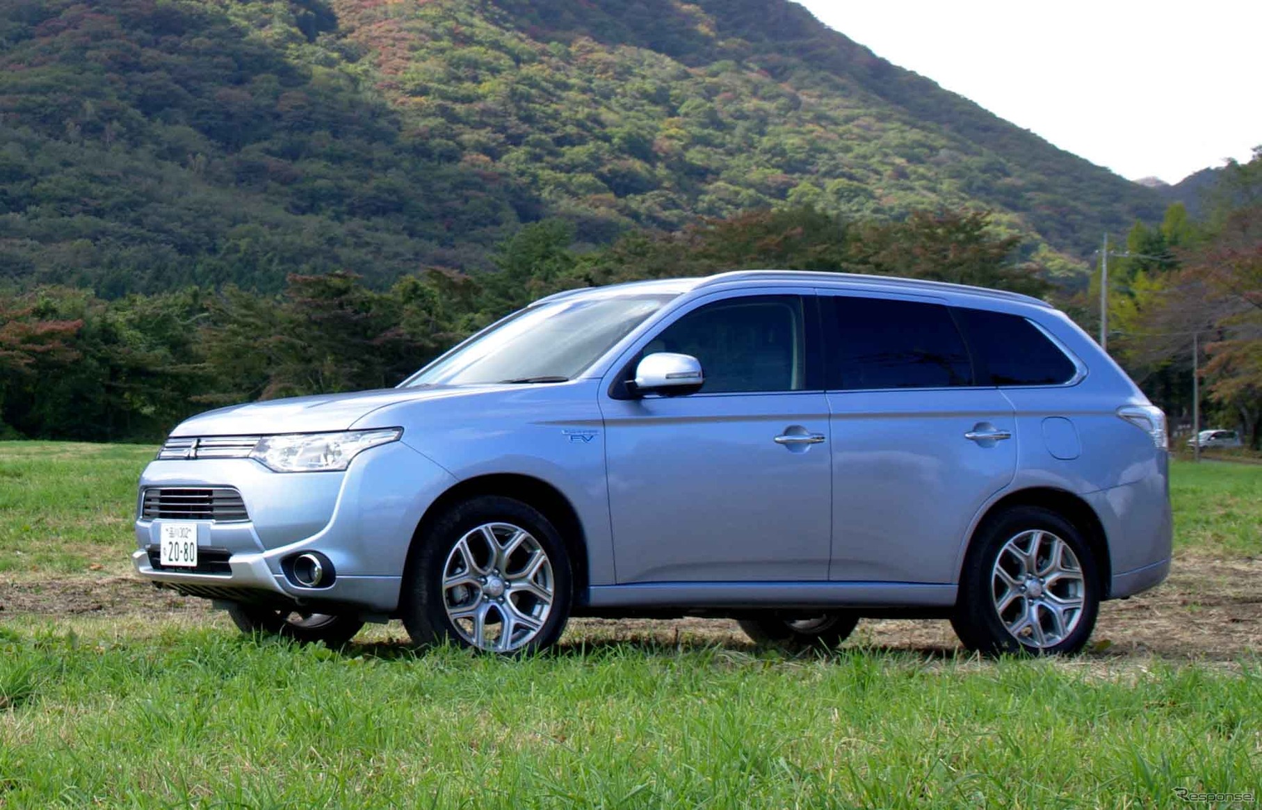 三菱 アウトランダーPHEV