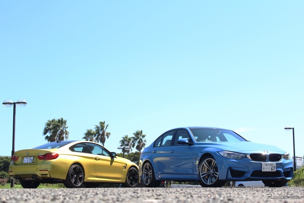 BMW M4（左）、BMW M3（右）
