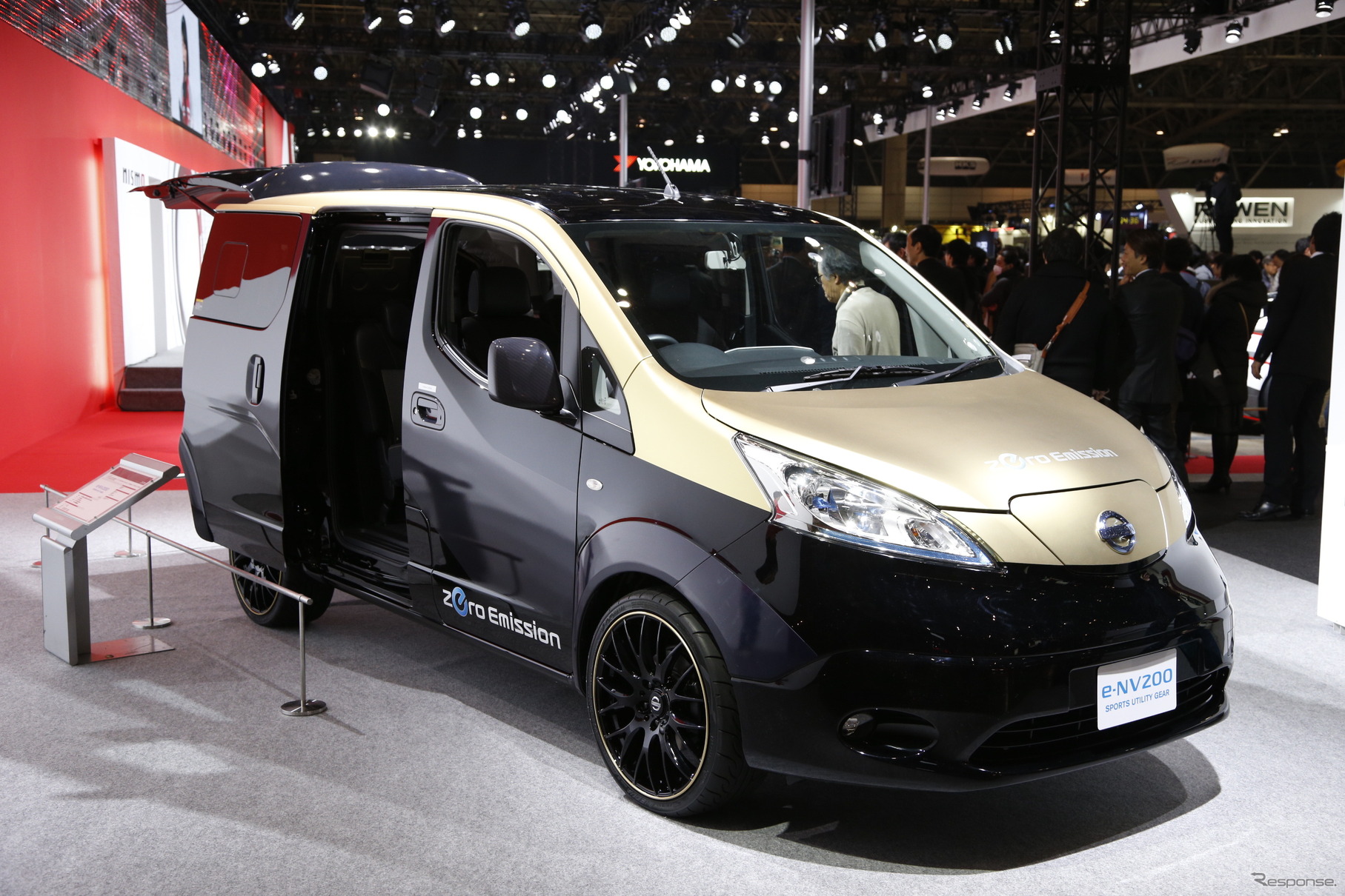 e-NV200 Sports Utility Gear（東京オートサロン2015）