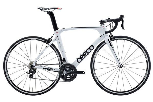 日本人の開発したトライアスロン専用バイク「CEEPO」の公式サイトがオープン