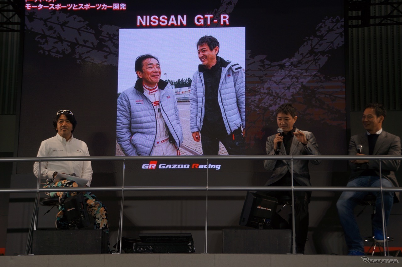 東京オートサロンのトヨタブースに日産『GT-R』の開発責任者である田村宏志氏がサプライズ出演