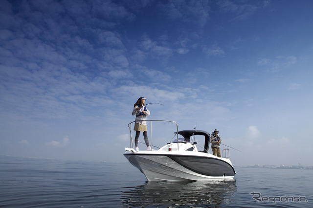 ジャパンフィッシングショー2015に出展するフィッシングボート「SR-X」