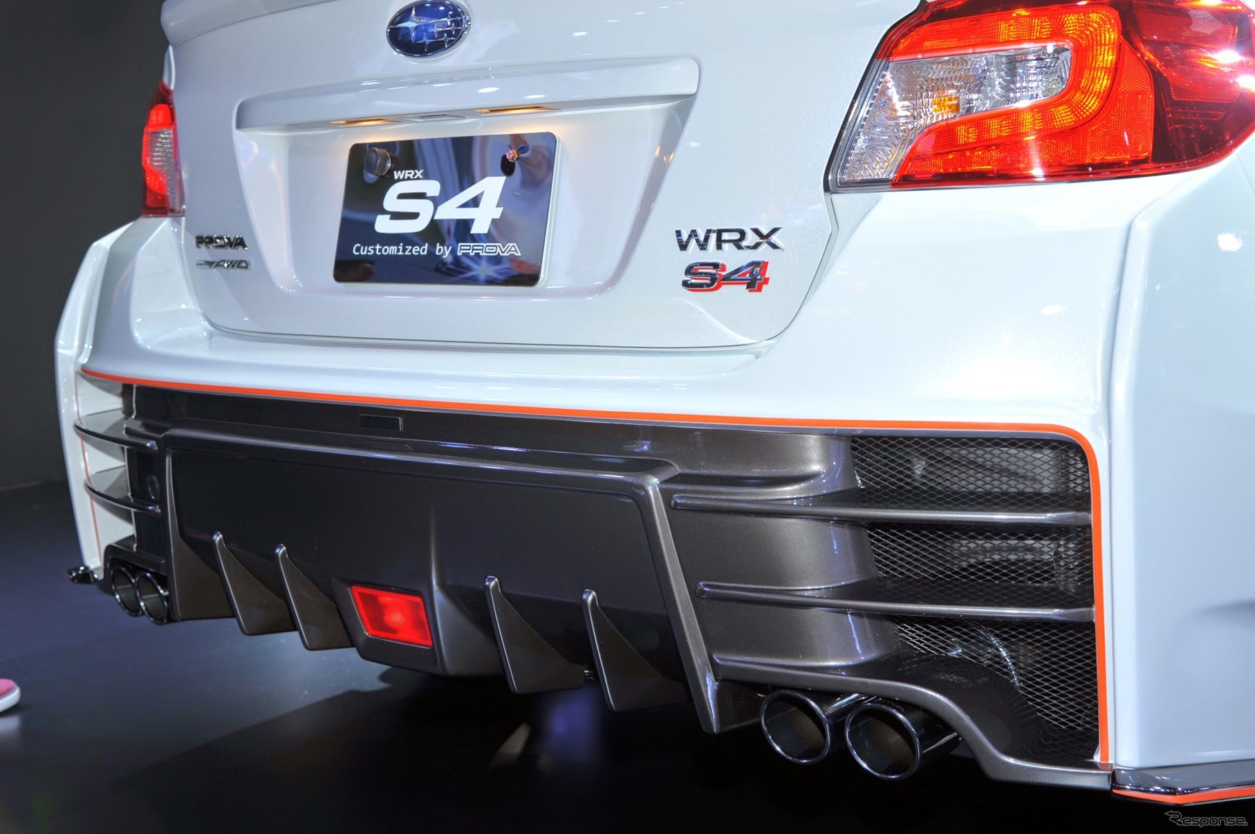スバル WRX S4 Customized by PROVA（東京オートサロン2015）