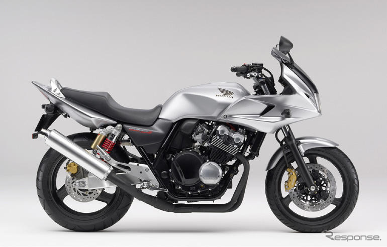 ホンダ CB400 の2機種をマイナーチェンジ
