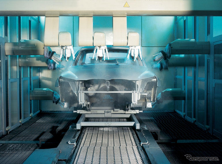 BMWジャパンディーラー、整備工場で水性塗料を導入