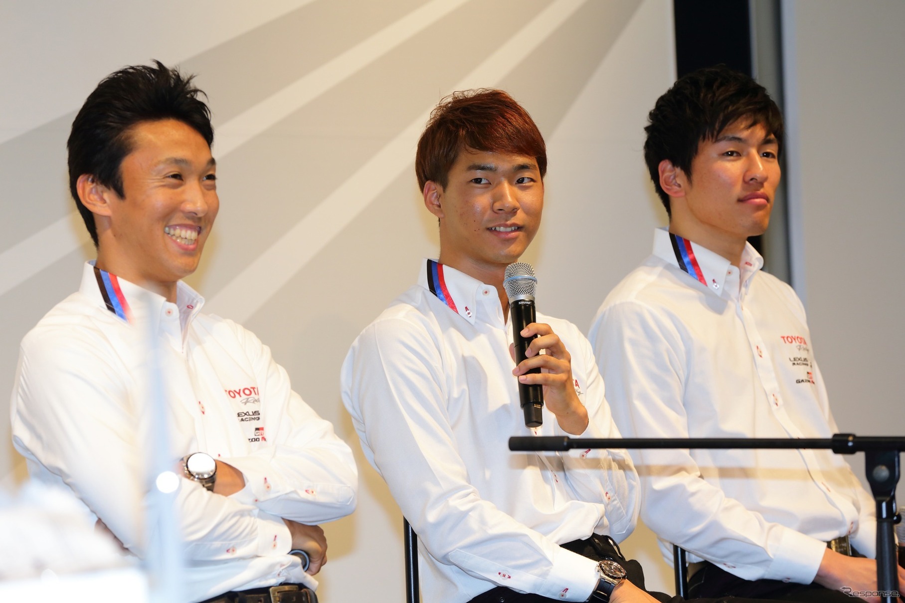 1月30日、トヨタの活動発表会後にMEGA WEBで開催されたSF参戦選手トークイベントに参加した平川亮（中央。左は中嶋一貴、右は中山雄一）。