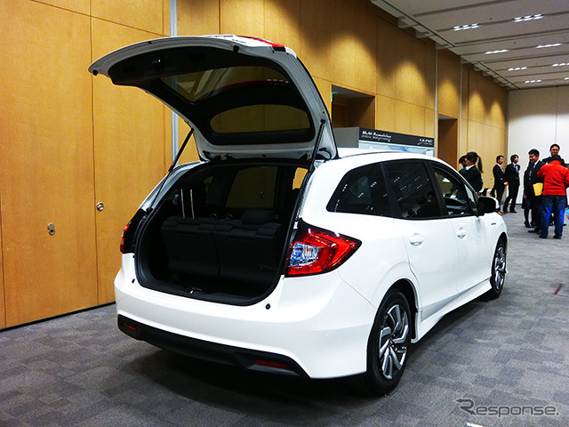 ホンダ ジェイド