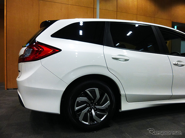 ホンダ ジェイド