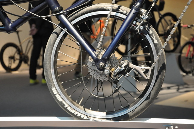 自転車と身体がデザインテーマ「FUKAMI」