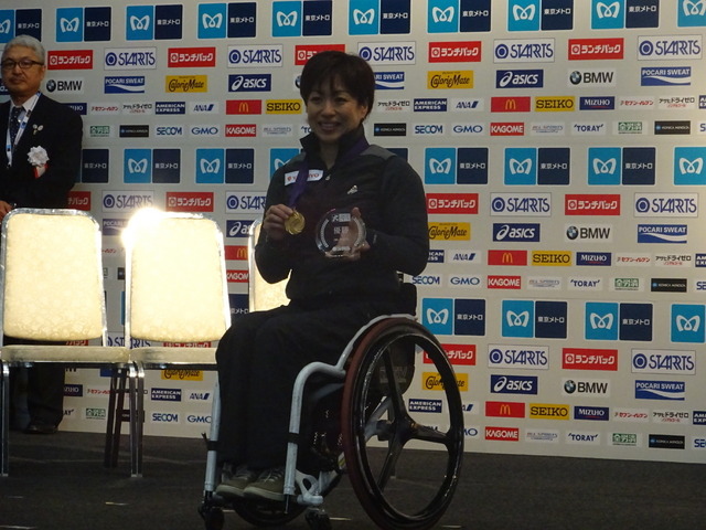 【東京マラソン15】東京マラソン車いすの部、結果…土田和歌子選手、8連覇達成