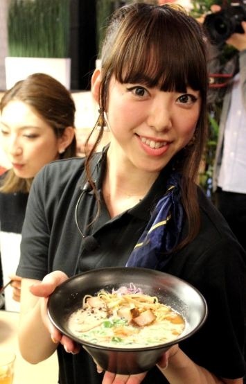 ラーメン女子の森本聡子氏