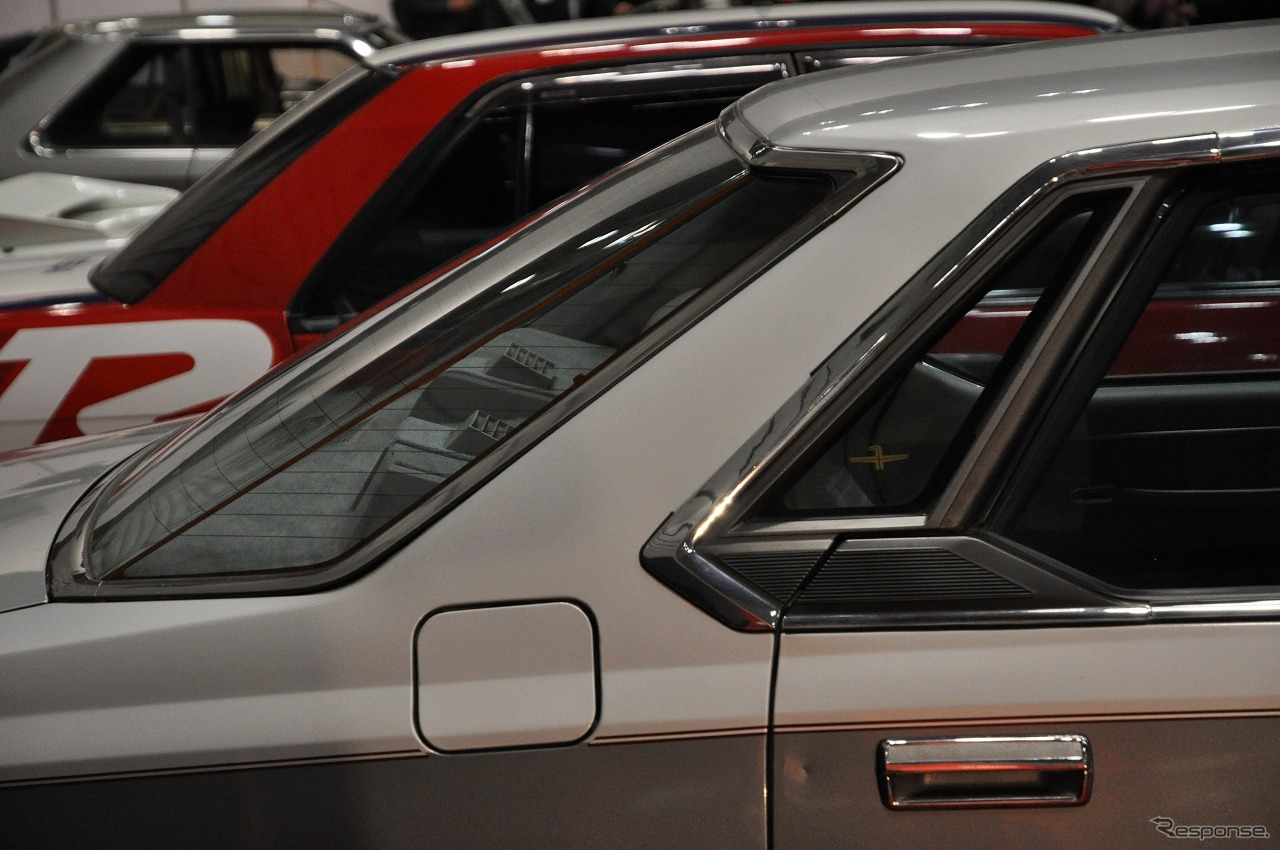 1981年式 日産グロリア4ドアハードトップターボ ジャック・ニクラスバージョン