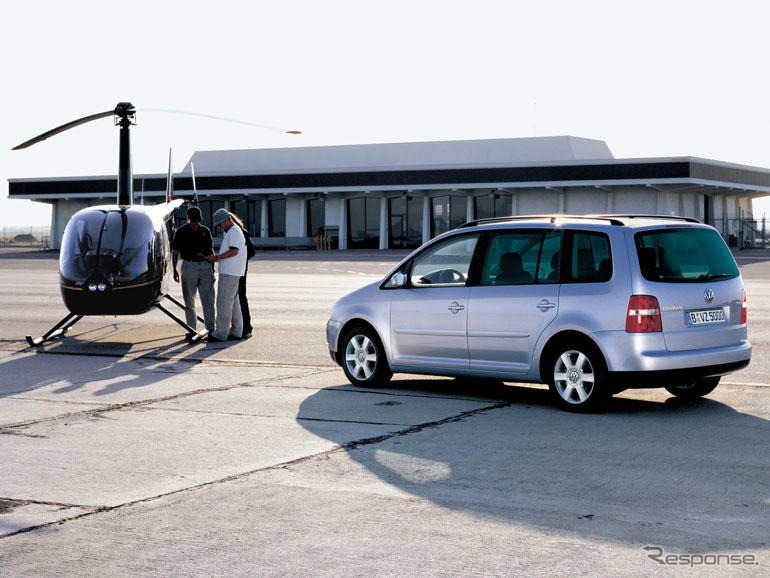 VW ゴルフ トゥーラン を一部改良、装備充実しても価格アップ抑制