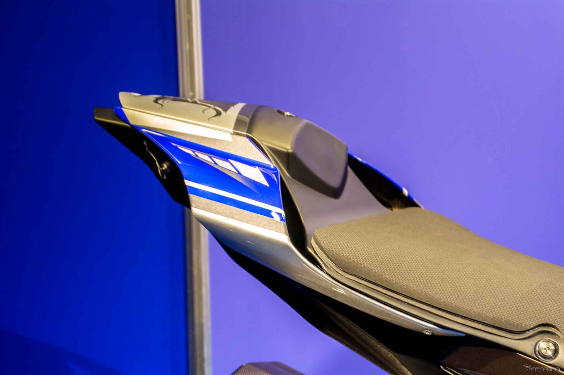 新型YZF-R1（YAMAHA FACTORY RACING TEAM）