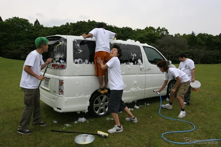 日産×はねるのトびら…エンタマーシャルで差異化