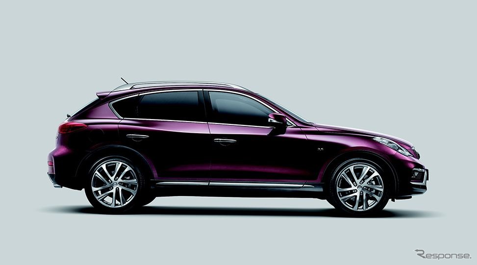 インフィニティ QX50（日産 スカイライン クロスオーバー）の2016年モデル