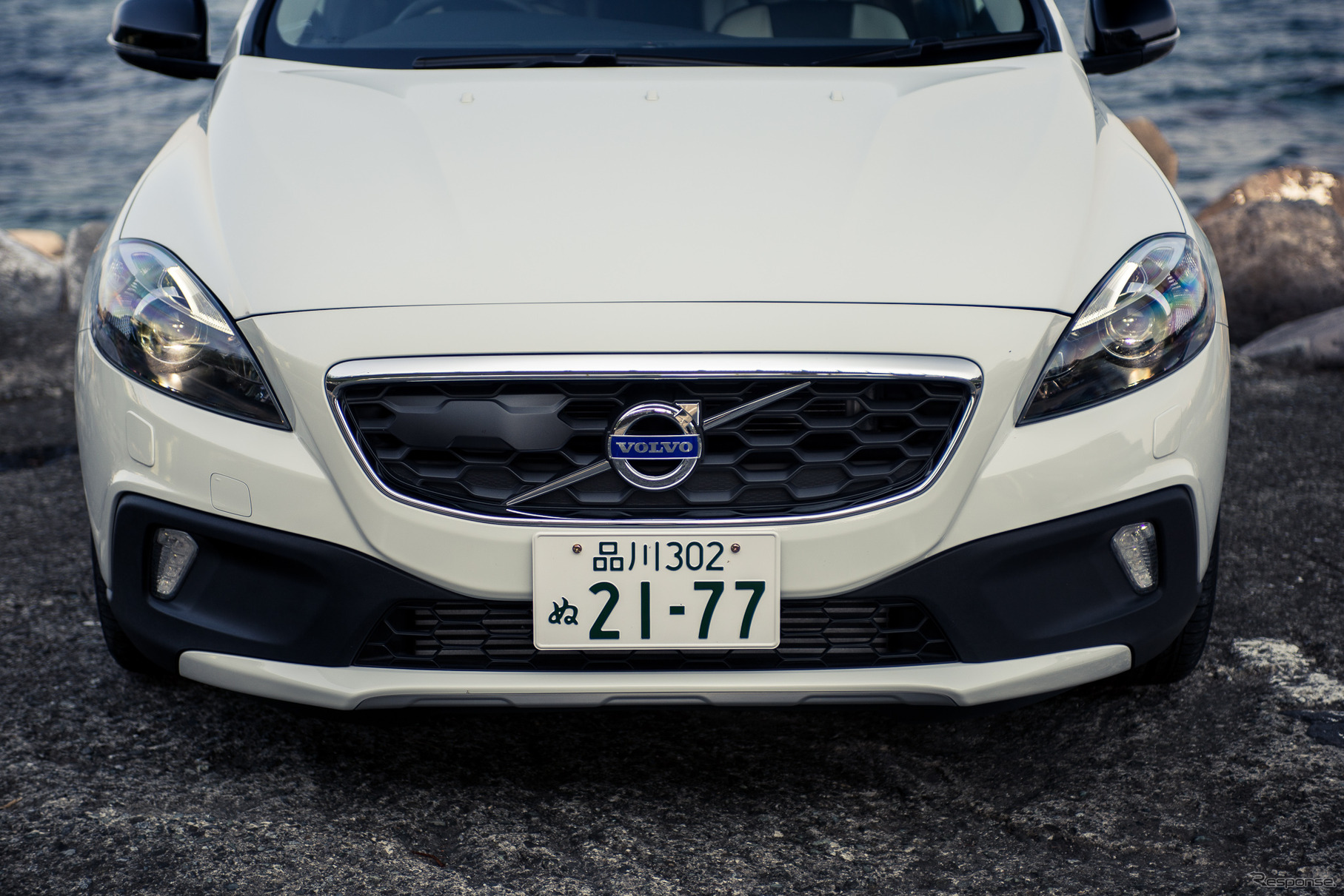 ボルボ V40 クロスカントリー T5 AWD