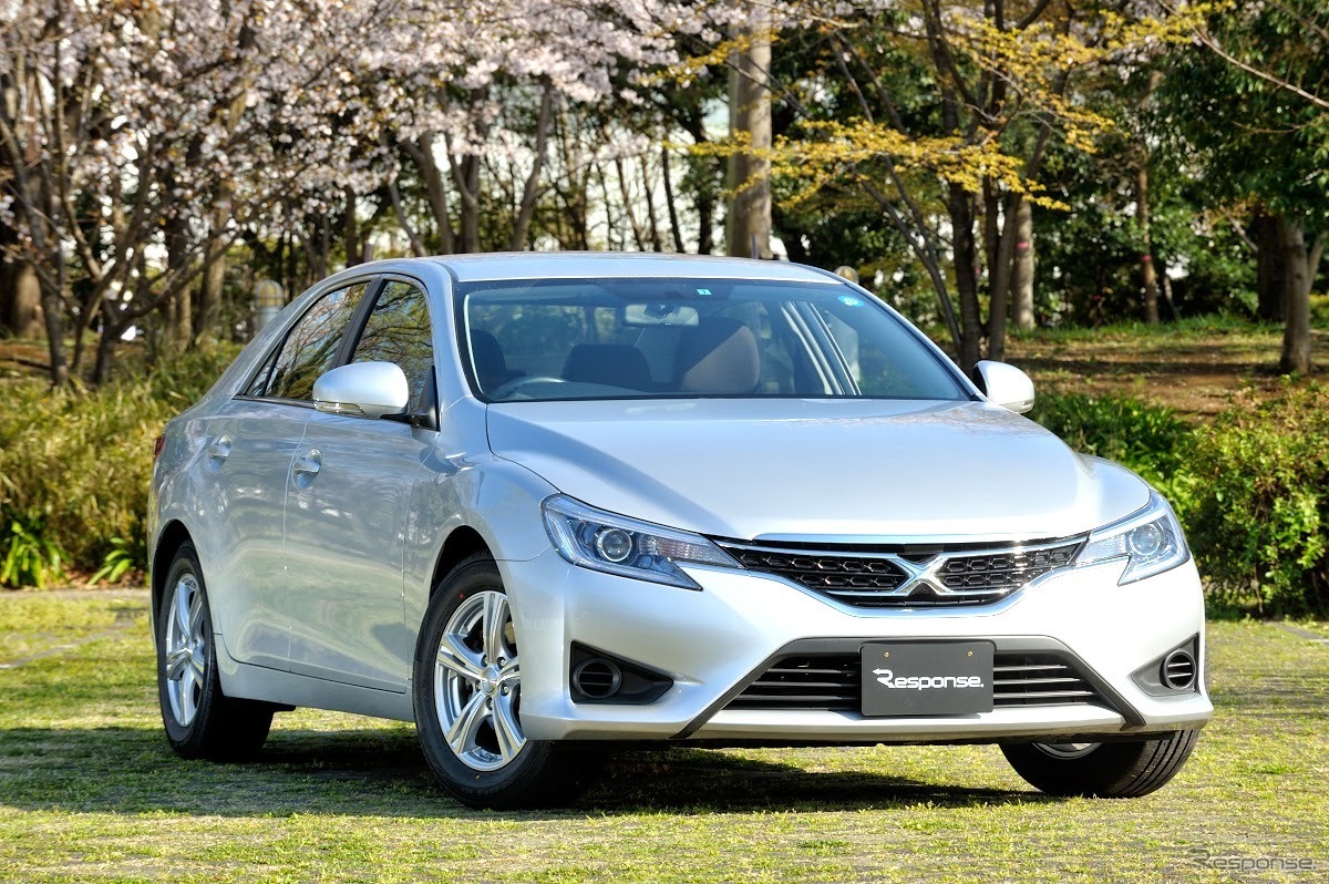 VEURO VE303を装着したトヨタ マークX