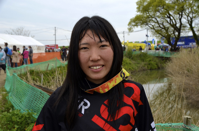 「チャンピオンらしい走りを心がけた」という竹内優菜。