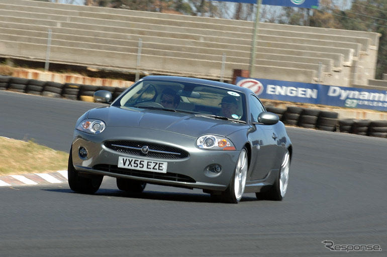 【ジャガー XK 新型】海外リポート…平滑な乗り味と豪快なパワー