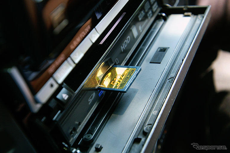 【最新カーナビ徹底ガイド2006春夏】パナソニック・ストラーダHDS960TD…iPodからSD-Audio、DVDにフル対応