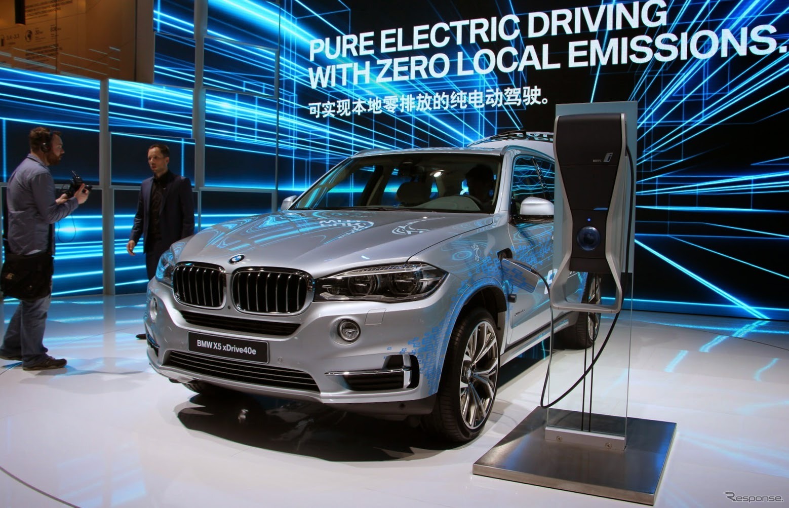 BMW X5 xDrive40e（上海モーターショー15）