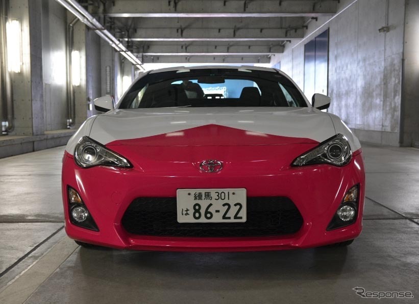 3代目「ホメパト」のトヨタ 86 とスマートフォーツーEV