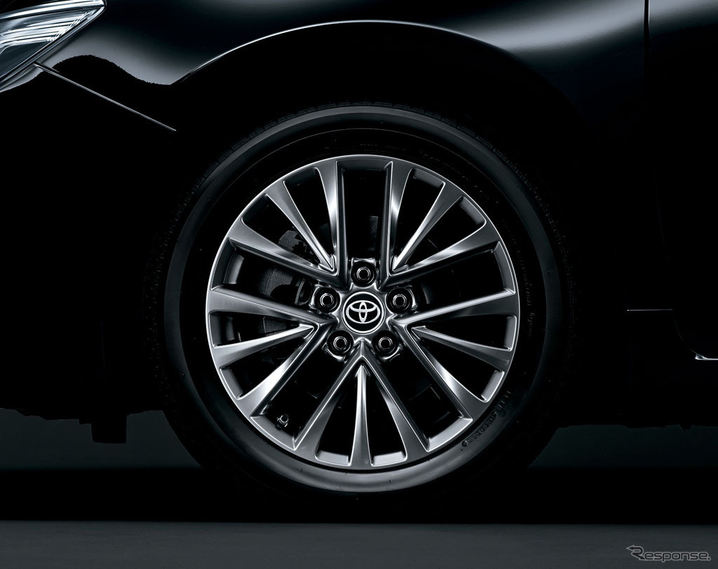 トヨタ カムリ ハイブリッド Gパッケージ・プレミアム ブラック