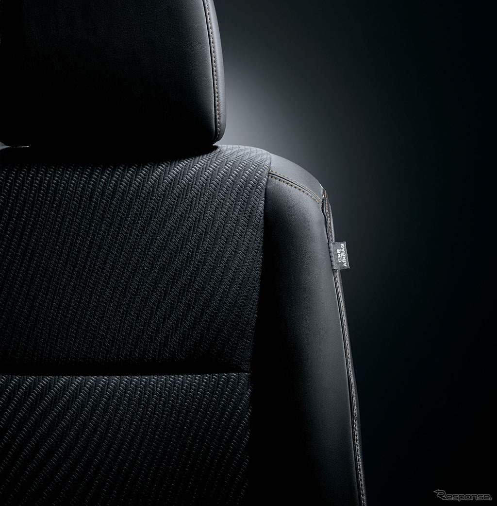 トヨタ カムリ ハイブリッド Gパッケージ・プレミアム ブラック