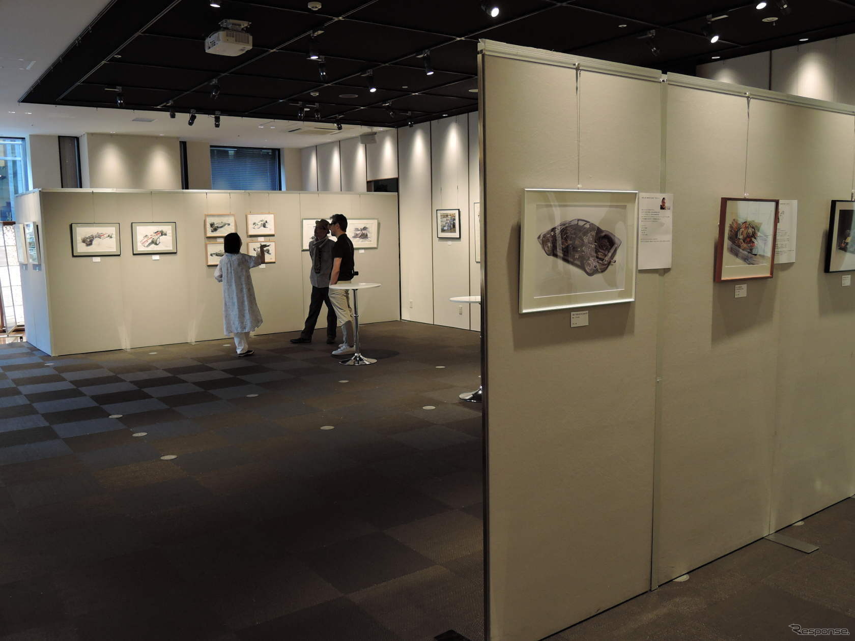 会場風景（SUZUKAから始まるモータースポーツ・アート展）