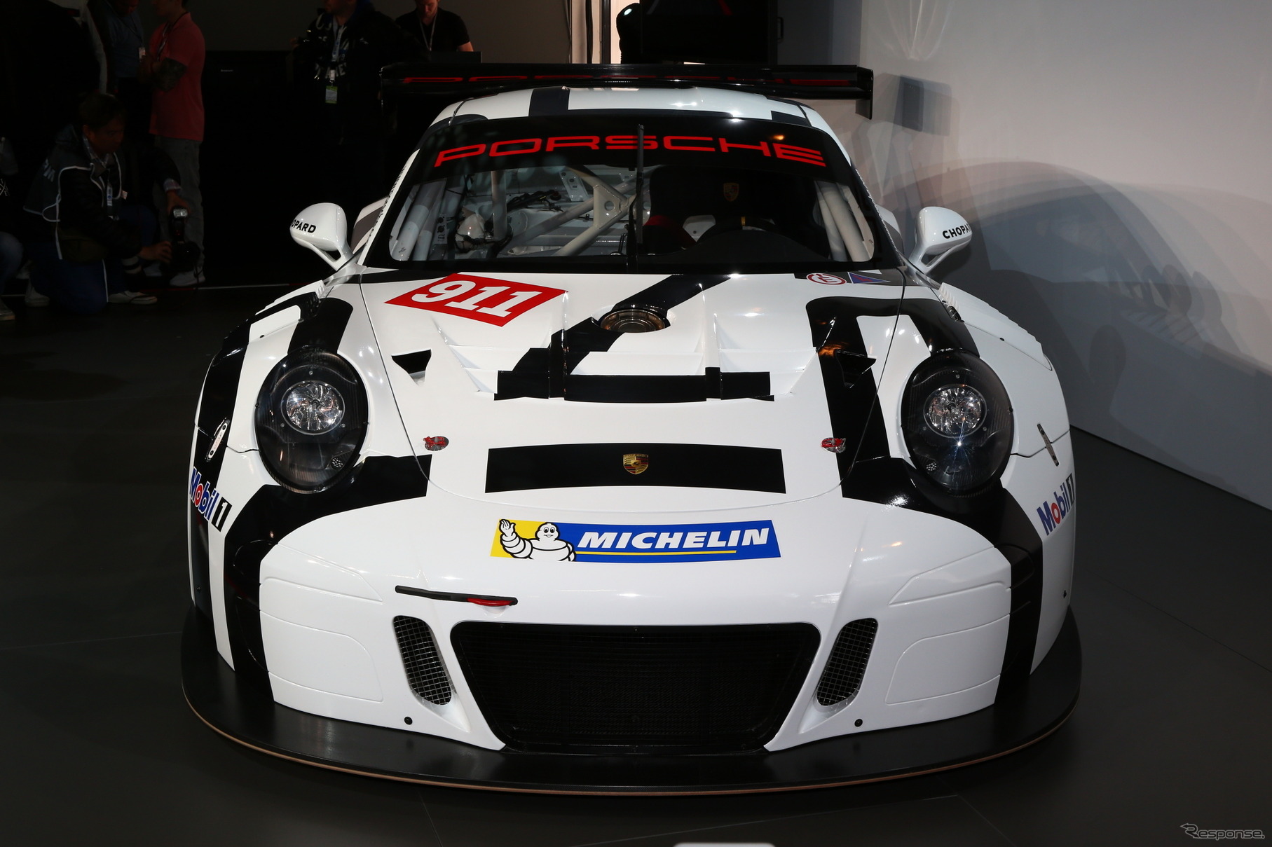 ニュル24時間の会場で発表された新型『911 GT3R』