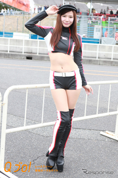 スーパーGT500『2015 Lenovo Girl』小山桃
