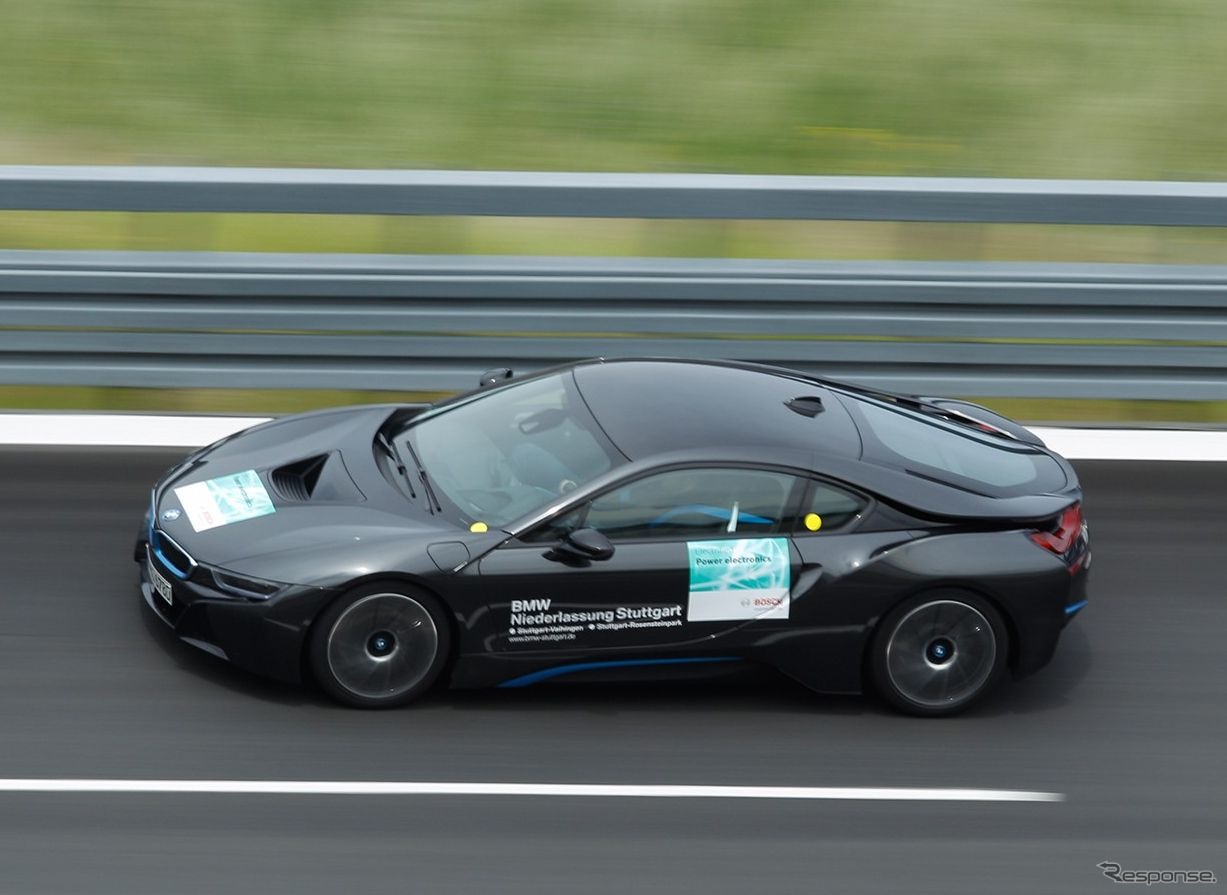 ボッシュのプレス向けイベントでのBMW i8