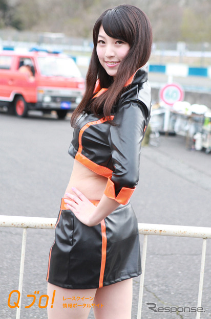 スーパーG『SKT EXE レースクイーン』立花あゆみ・木崎あさみ・桜木渚・吉岡仁奈