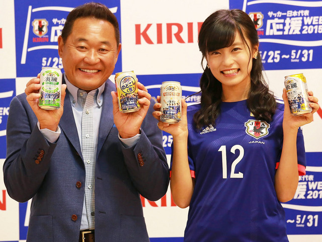 松木安太郎、小島瑠璃子／「サッカー日本代表応援WEEK2015」キックオフイベント