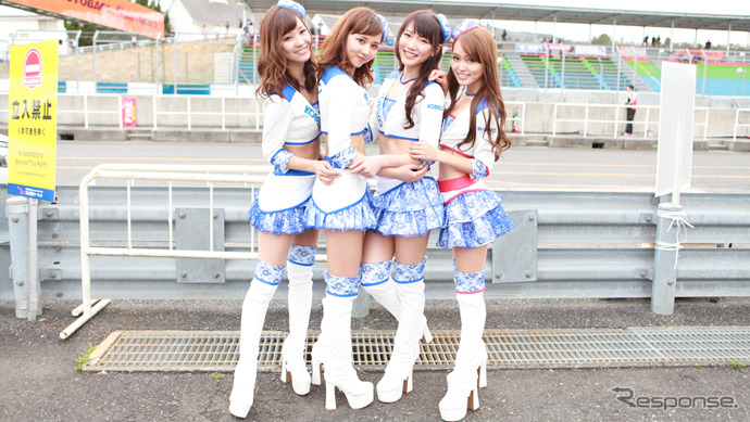スーパーGT『2015 KOBELCO GIRLS』西村いちか・瀬野ユリエ・森園れん・水瀬きい