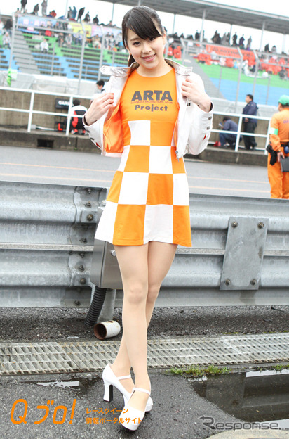 スーパーGT『ARTA GALS』葉月まりか・栗沢綾乃・田中梨乃・森脇亜紗紀