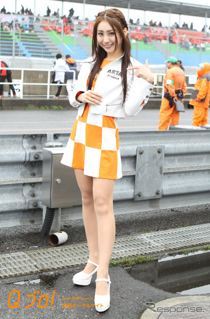 スーパーGT『ARTA GALS』葉月まりか・栗沢綾乃・田中梨乃・森脇亜紗紀