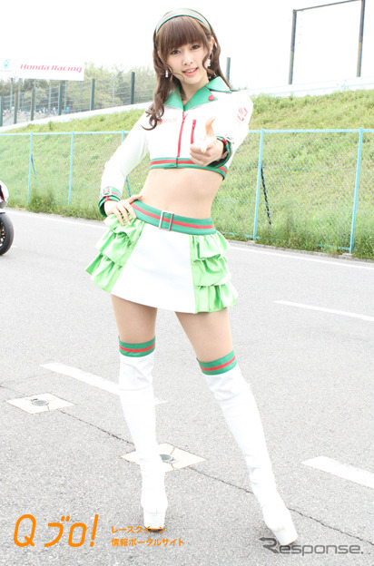 スーパーフォーミュラ『D'station 2015 フレッシュエンジェルズ』林沙久羅・佐崎愛里・日野礼香・清瀬まち