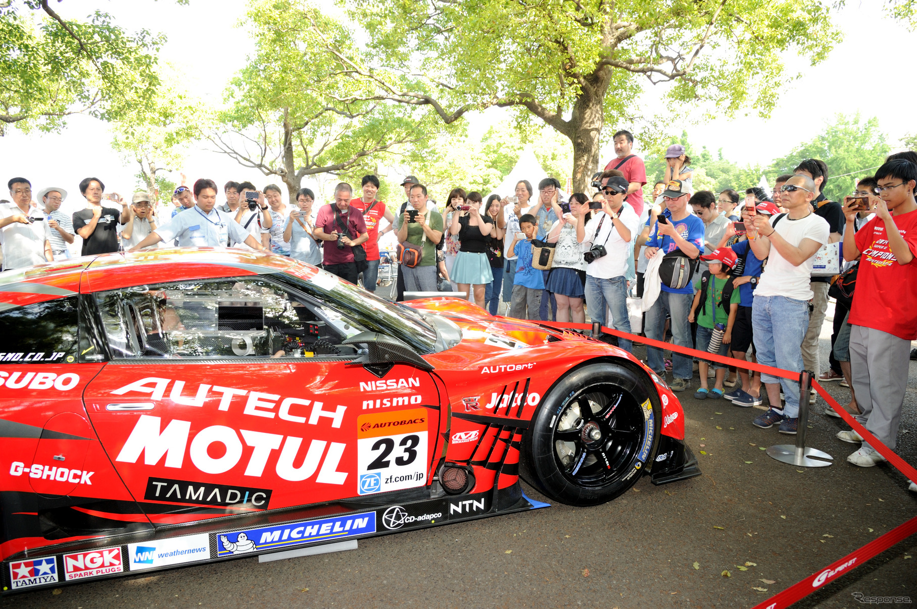 Y156に展示された2013MOTUL AUTECH GT-Rエンジン始動