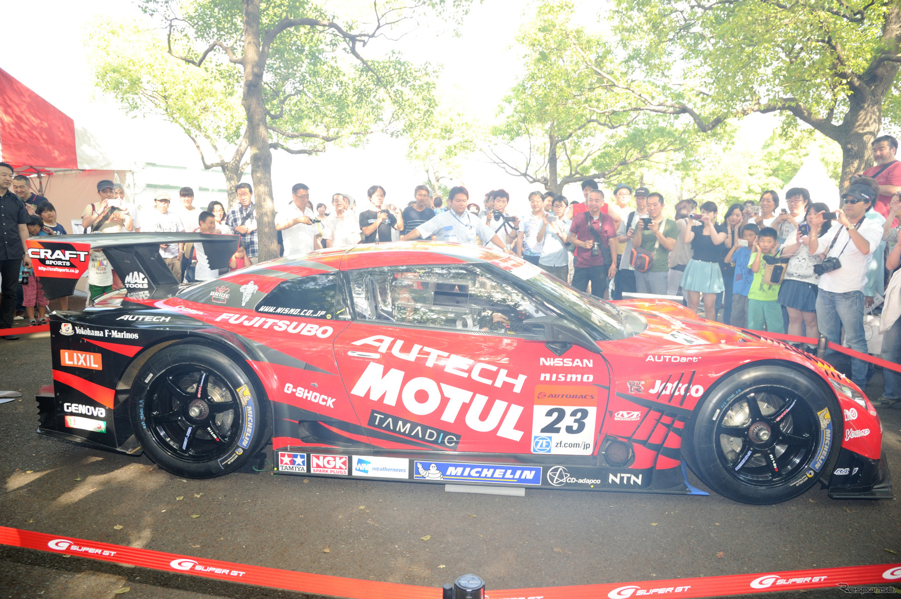Y156に展示された2013MOTUL AUTECH GT-Rエンジン始動